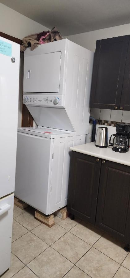 Chesskings Guest House - Unit 1 Winnipeg Esterno foto